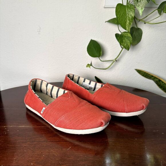 Toms Shoes - TOMS Women's Red Canvas Slip-On Shoes – Size 7 Casual Flats Striped Lining